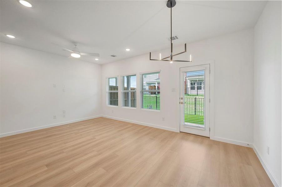 Spacious, unfurnished interior of a new home in Providence Commons, Providence Village (Image 33). Spacious, unfurnished interior of a new home in Providence Commons, Providence Village (Image 33).