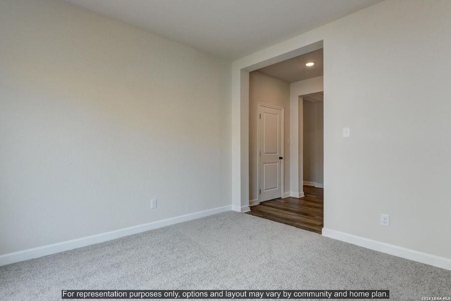 Spacious, unfurnished interior of a new home in Hennersby Hollow, San Antonio (Image 12).