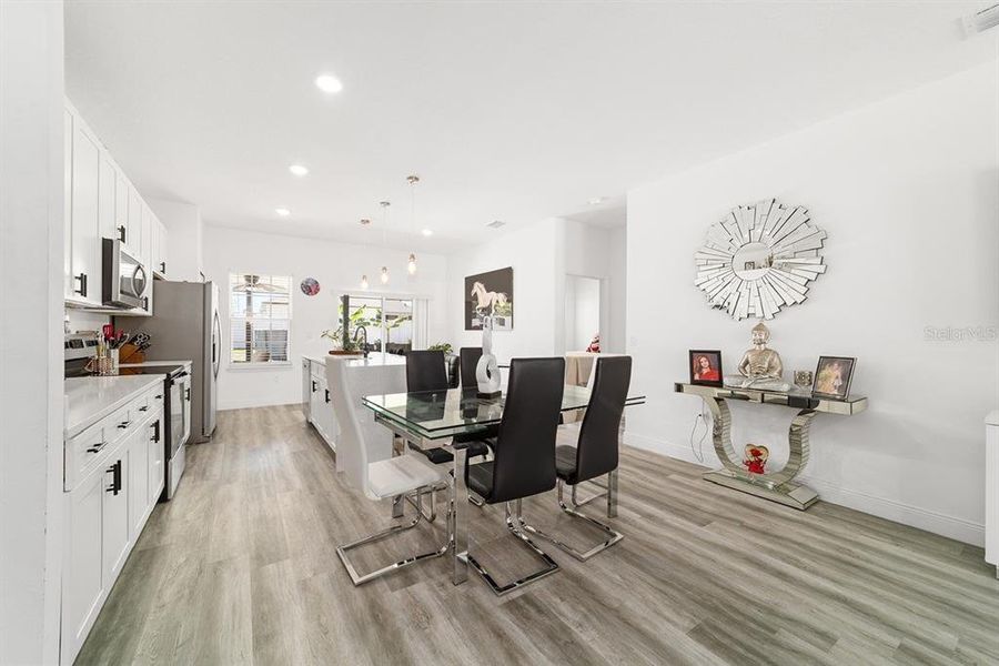 Furnished interior view inside a new home in , Ocala (Image 33).