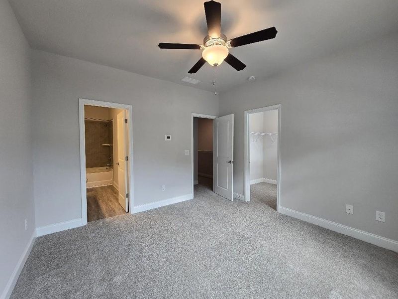 Spacious, unfurnished interior of a new home in Morning Creek Forest, South Fulton (Image 21).
