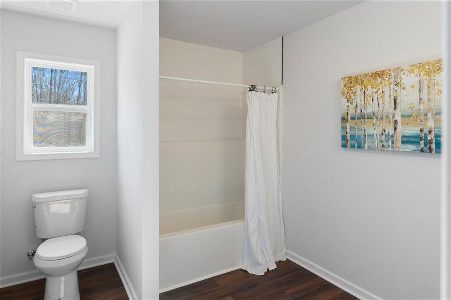 Furnished interior view inside a new home in , Martin (Image 14).