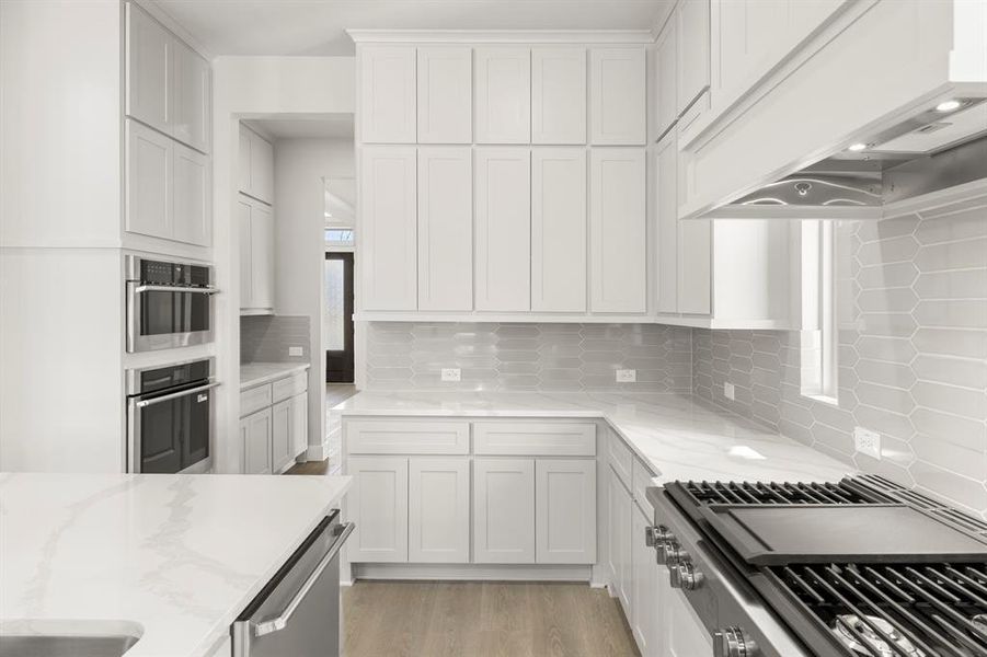 11. 14994 Chipping - Kitchen (3)