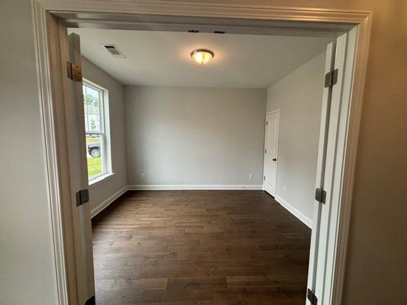Spacious, unfurnished interior of a new home in Edenglen, Buford (Image 31). Spacious, unfurnished interior of a new home in Edenglen, Buford (Image 31).