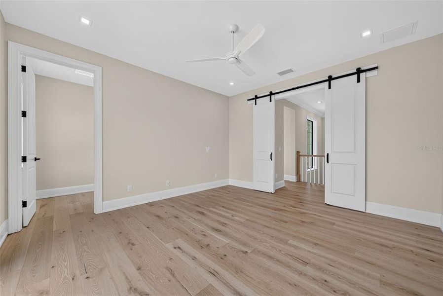 Spacious, unfurnished interior of a new home in , Sarasota (Image 60). Spacious, unfurnished interior of a new home in , Sarasota (Image 60).