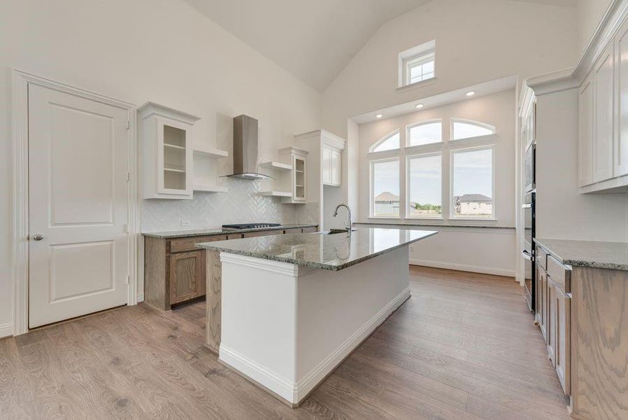 Image 31 of a home in Edgewater.