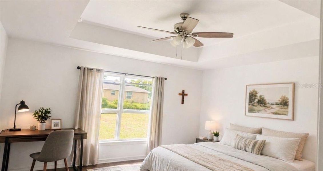 Furnished interior view inside a new home in , Ocklawaha (Image 4).