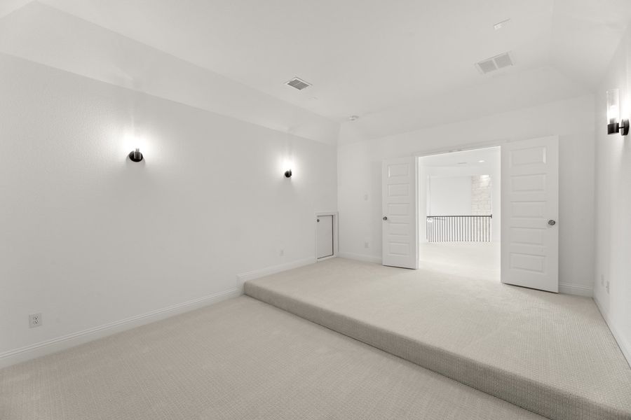 Spacious, unfurnished interior of a new home in Nelson Lake Estates, Rockwall (Image 26).