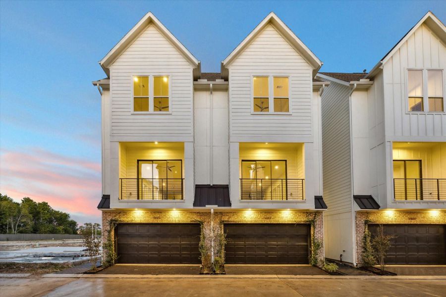 Image 25 of a home in Willowbend Point.