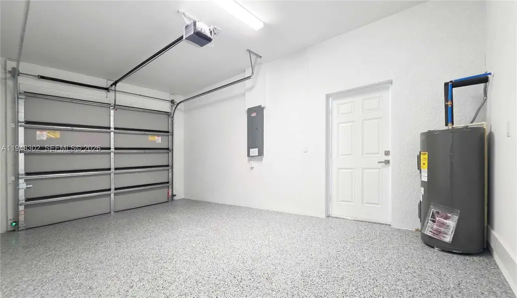 Image 34 of a home in .