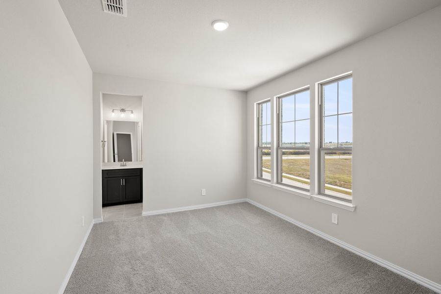 Spacious, unfurnished interior of a new home in The Oaks, Red Oak (Image 23). Spacious, unfurnished interior of a new home in The Oaks, Red Oak (Image 23).