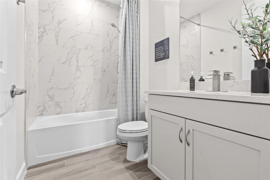 Furnished interior view inside a new home in , Port St. Lucie (Image 25).