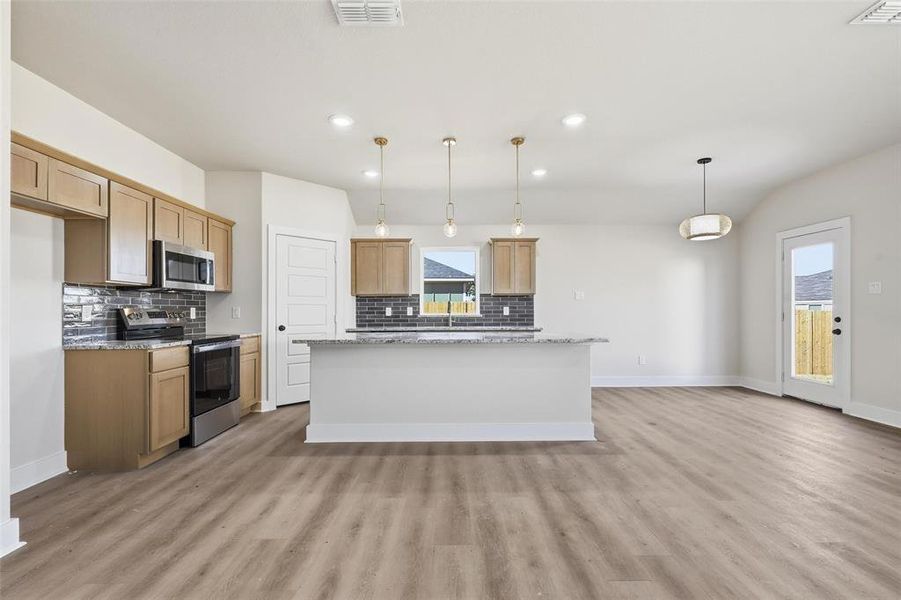 Furnished interior view inside a new home in , Tolar (Image 15).