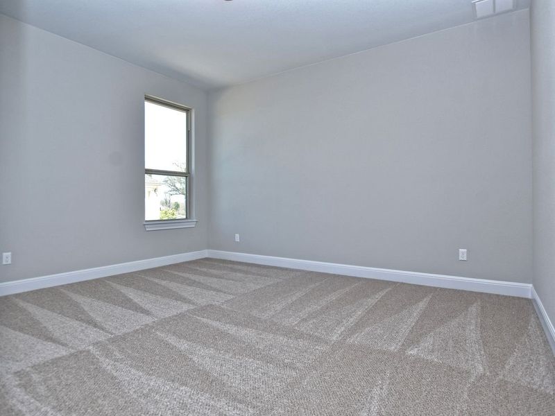 Representative unfurnished interior of a home built from the San Simeon I by Giddens Homes in Clearwater Ranch, Liberty Hill (Image 435).