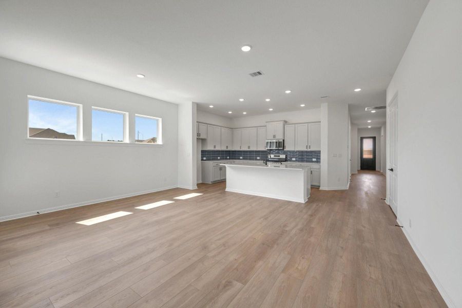 Spacious, unfurnished interior of a new home in Escondido - Terrace Collection, Magnolia (Image 16).