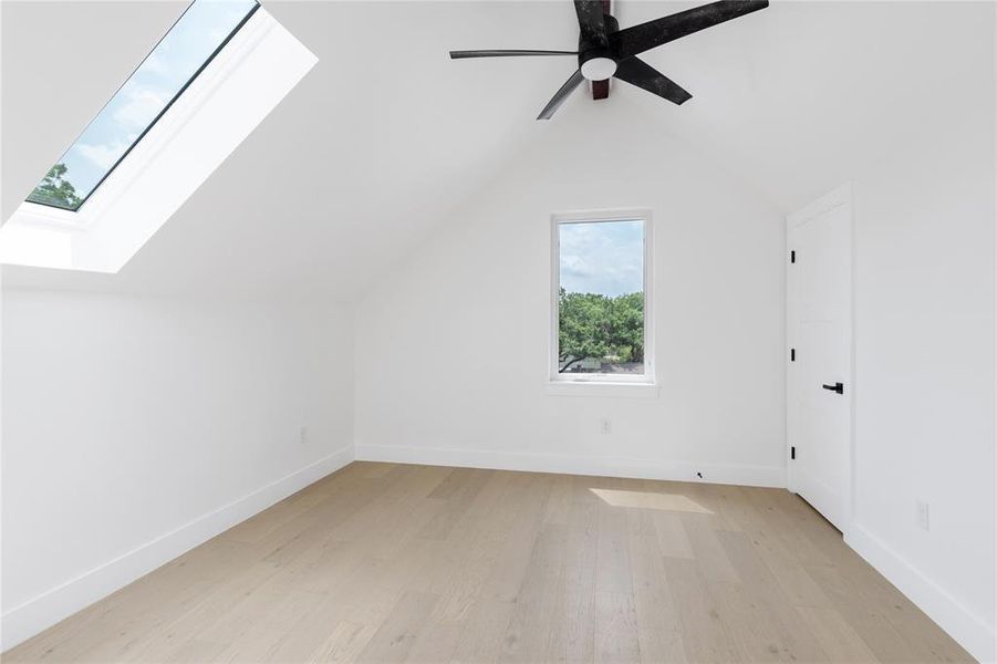 Spacious, unfurnished interior of a new home in , Austin (Image 20).