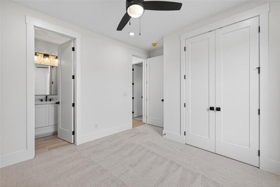 Spacious, unfurnished interior of a new home in , Jefferson (Image 24).