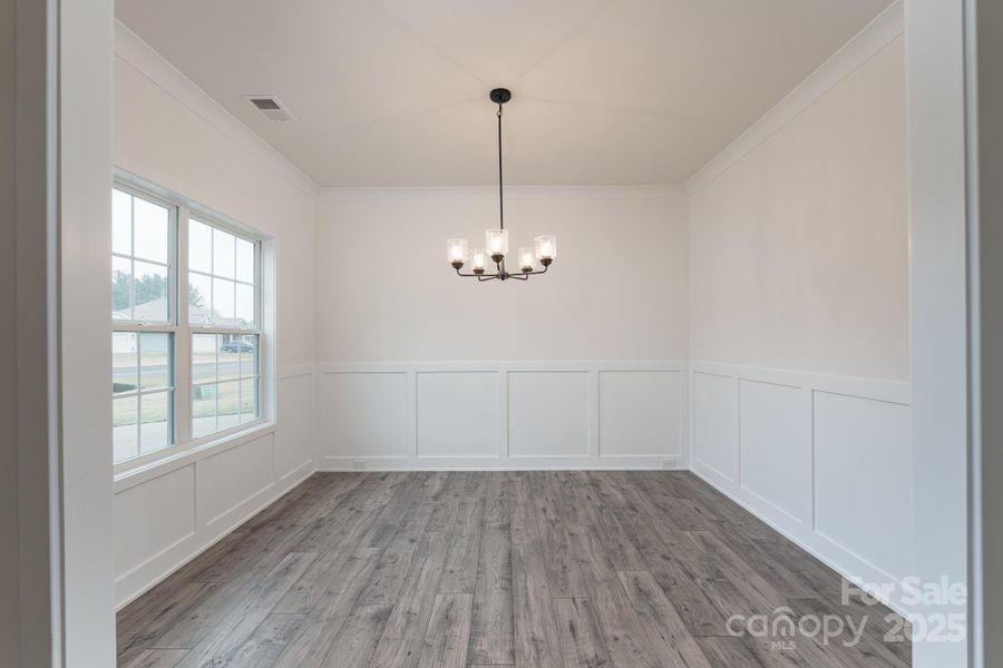 Spacious, unfurnished interior of a new home in Kerns Ridge, Salisbury (Image 13).