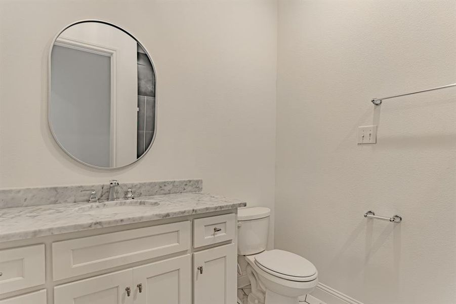 Furnished interior view inside a new home in , Aledo (Image 35).