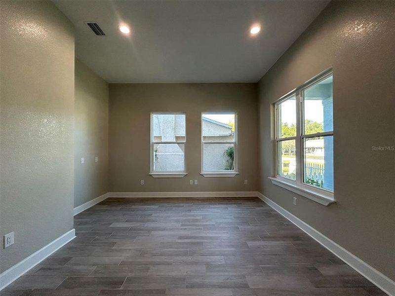 Spacious, unfurnished interior of a new home in , St. Petersburg (Image 49). Spacious, unfurnished interior of a new home in , St. Petersburg (Image 49).