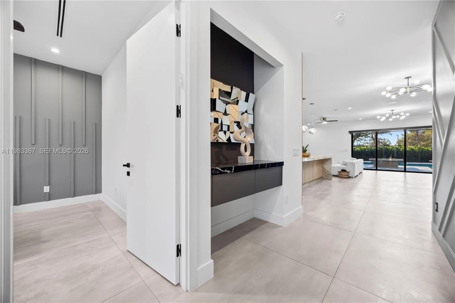 Furnished interior view inside a new home in , Fort Lauderdale (Image 7).