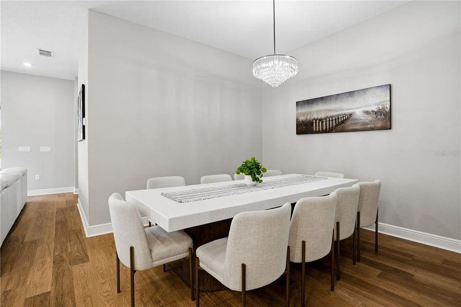 Furnished interior view inside a new home in Laureate Park (Craft Homes), Orlando (Image 35). Furnished interior view inside a new home in Laureate Park (Craft Homes), Orlando (Image 35).