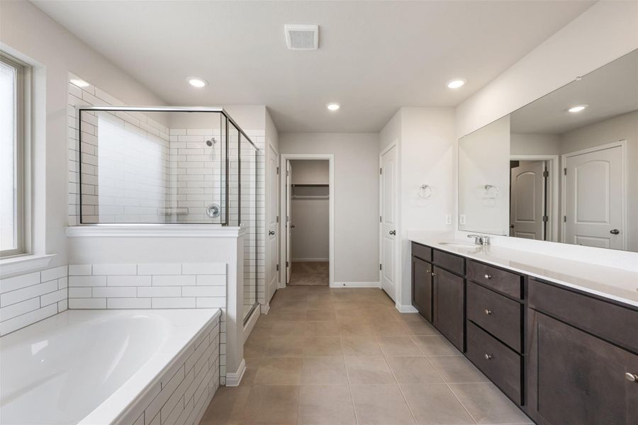 Representative images and renderings are for illustrative purposes. Actual structural options and design finishes of home may vary. Representative images and renderings are for illustrative purposes. Actual structural options and design finishes of home may vary.