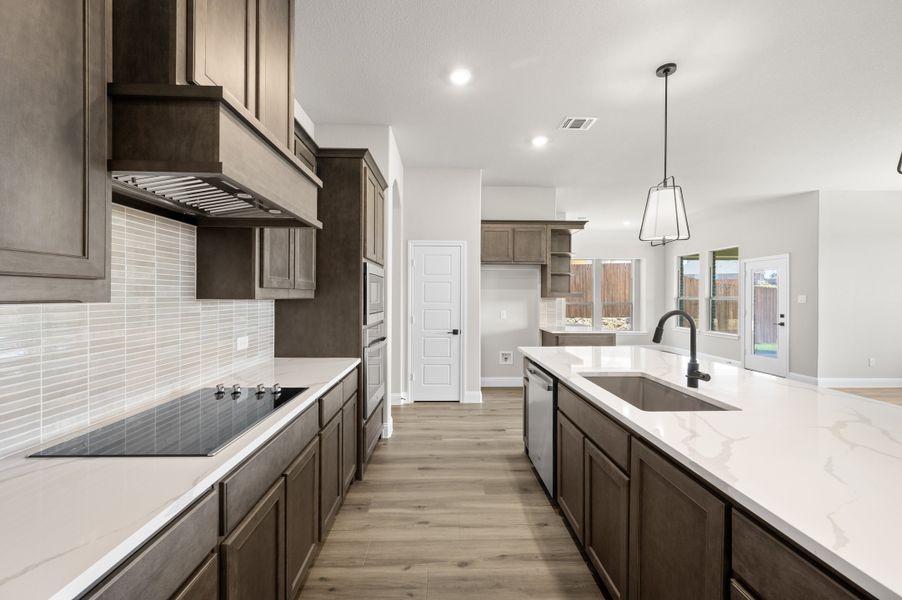 Furnished interior view inside a new home in Waterford Park, Weatherford (Image 10).