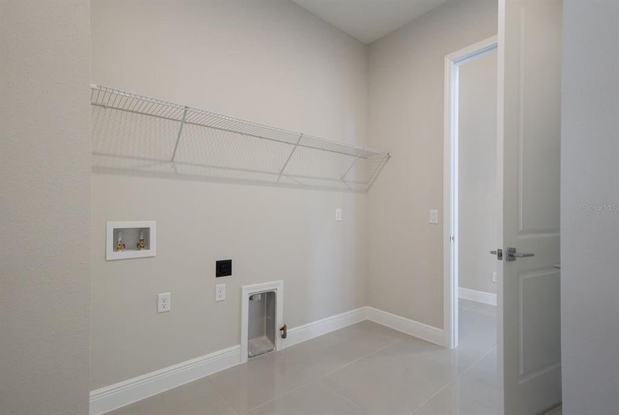 Spacious, unfurnished interior of a new home in The Willows, Parrish (Image 18).