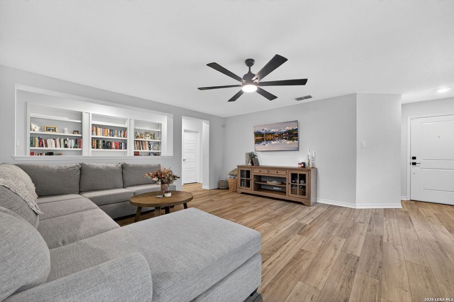 Furnished interior view inside a new home in , Boerne (Image 14).
