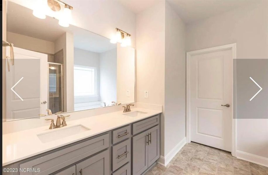 Furnished interior view inside a new home in Thunder Ridge, Dawsonville (Image 7).