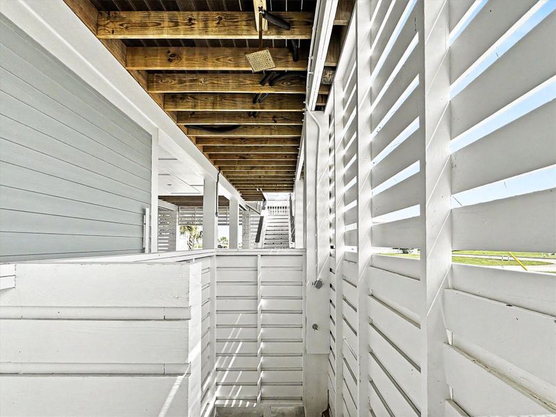 Exterior details and patio area of a home in , Galveston (Image 29).