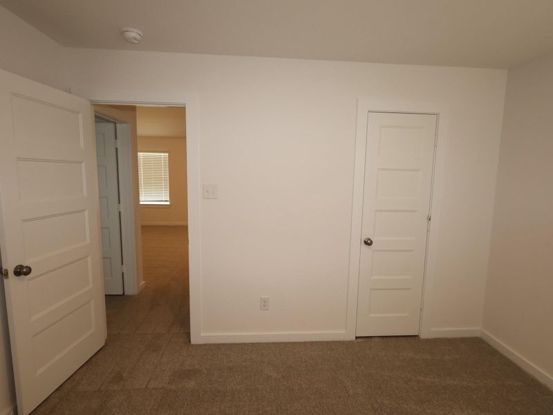 Spacious, unfurnished interior of a new home in Indian Springs, Crosby (Image 32).