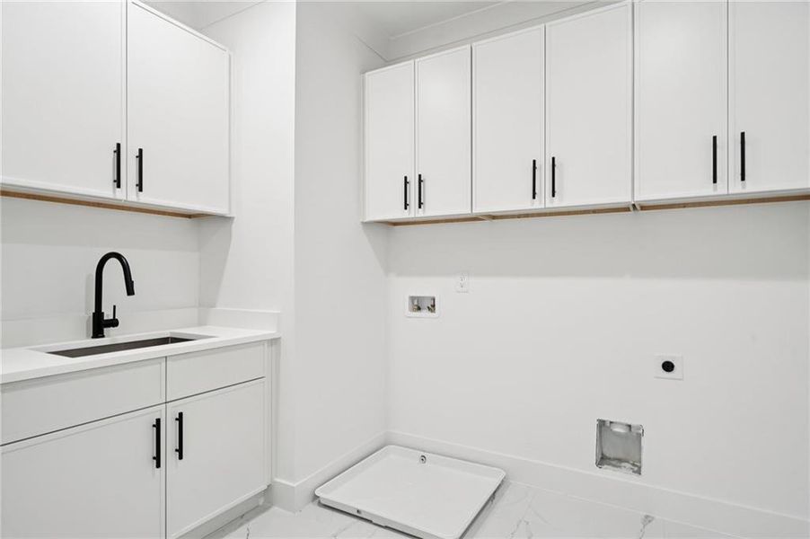 Furnished interior view inside a new home in , Auburn (Image 17).