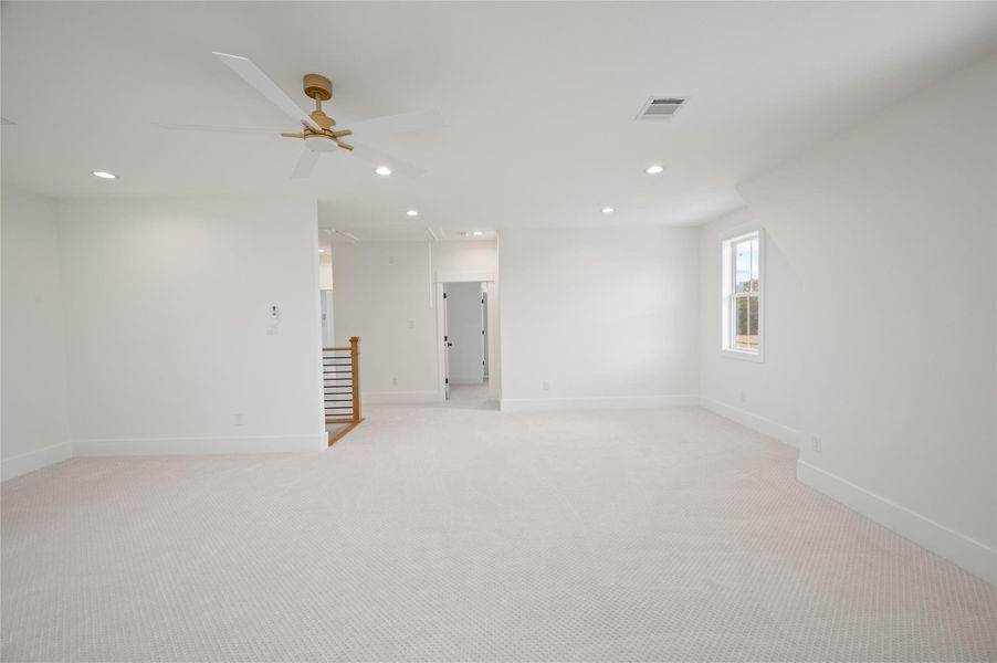 Spacious, unfurnished interior of a new home in , Montgomery (Image 44).