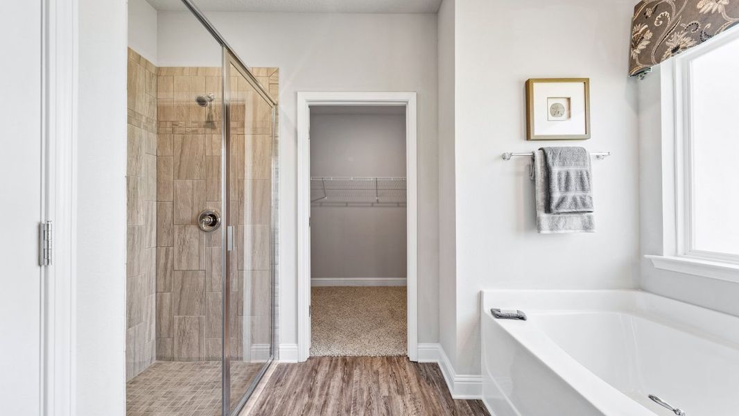 Representative furnished interior of a home built from the The McKenzie by D.R. Horton in Fallschase, Tallahassee (Image 16).