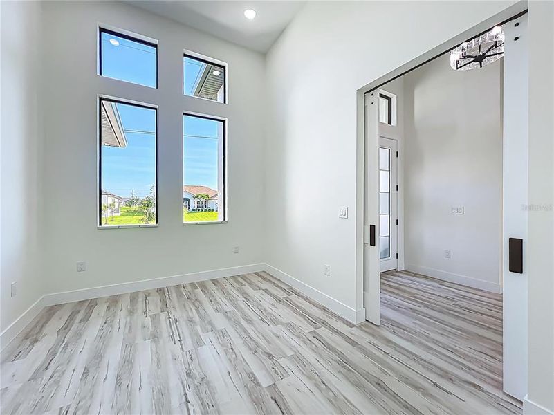 OFFICE/BONUS ROOM OFFICE/BONUS ROOM