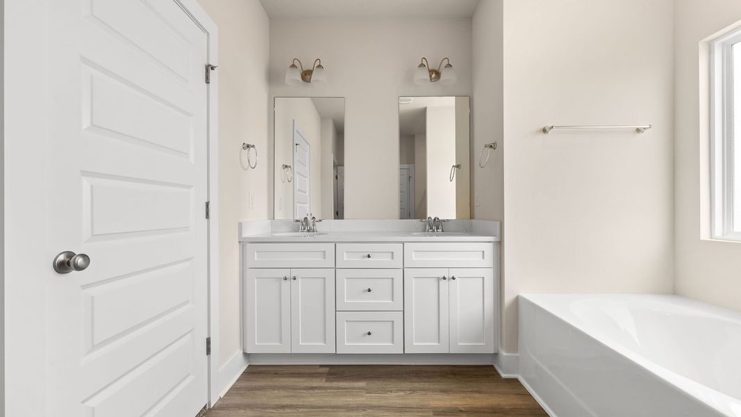 Furnished interior view inside a new home in Titus Park, Panama City (Image 14). Furnished interior view inside a new home in Titus Park, Panama City (Image 14).