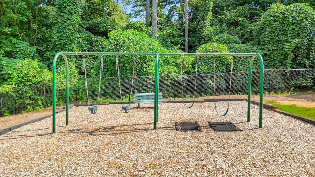 Community amenities in , Kennesaw (Image 54).