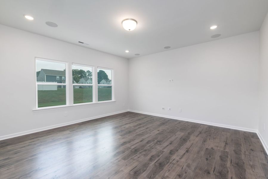 Spacious, unfurnished interior of a new home in Benson Village, Benson (Image 14).