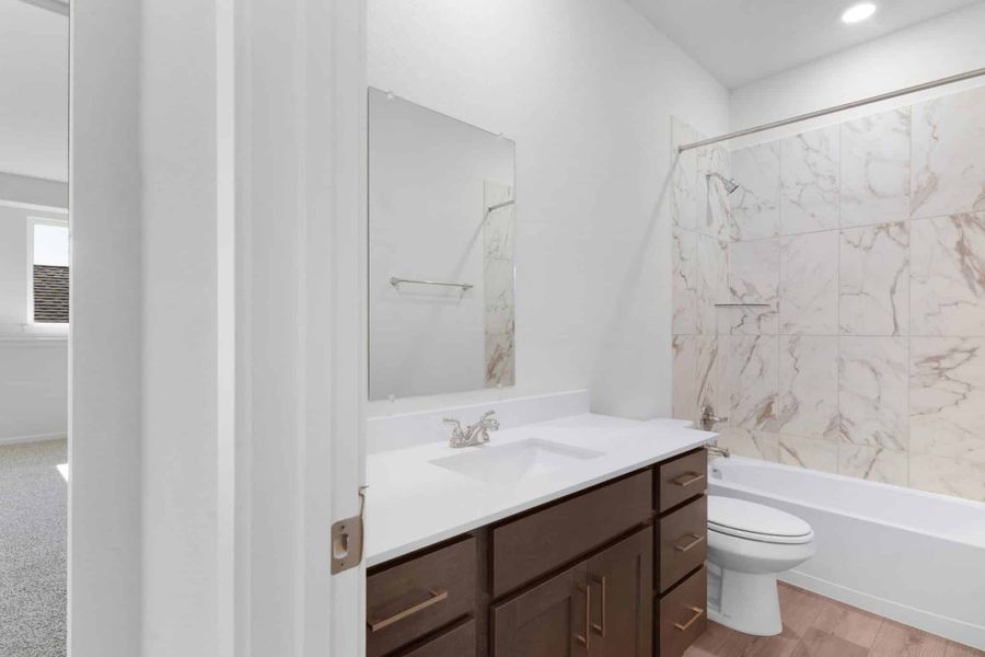 Furnished interior view inside a new home in Highland Village, Georgetown (Image 12).