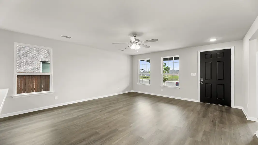 Spacious, unfurnished interior of a new home in Waterscape, Royse City (Image 16).