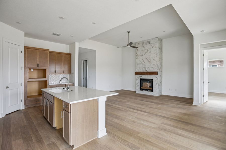 Furnished interior view inside a new home in Persimmon, Buda (Image 6).