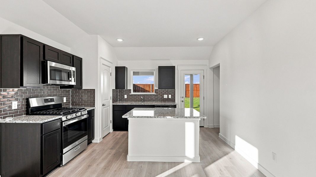 Furnished interior view inside a new home in Walden Pond, Forney (Image 27).