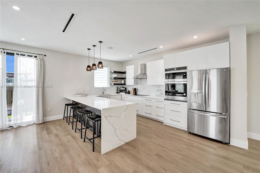 Furnished interior view inside a new home in , Fort Lauderdale (Image 24).