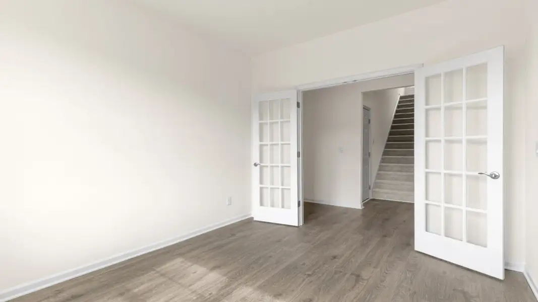 Spacious, unfurnished interior of a new home in The Villas at Galvins Ridge, Sanford (Image 14).