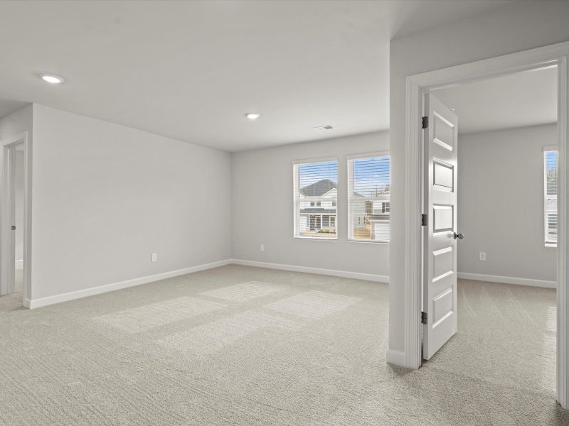 Spacious, unfurnished interior of a new home in Collier Ridge, Moore (Image 13). Spacious, unfurnished interior of a new home in Collier Ridge, Moore (Image 13).