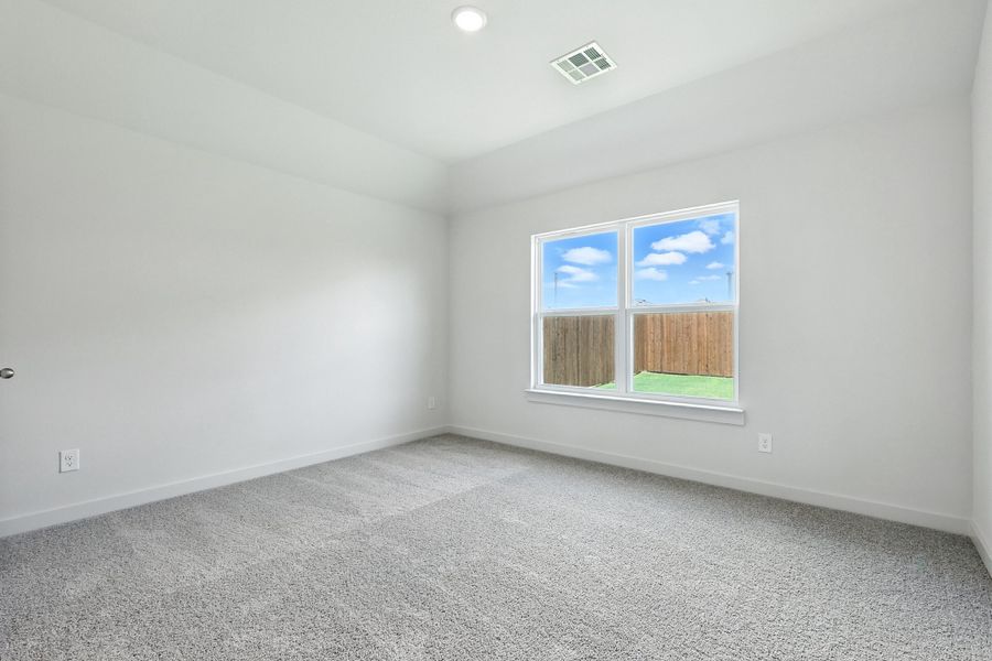 Representative unfurnished interior of a home built from the Landmark Series - Avalon by Brightland Homes in Still Water Lake Estates, Godley (Image 21). Representative unfurnished interior of a home built from the Landmark Series - Avalon by Brightland Homes in Still Water Lake Estates, Godley (Image 21).