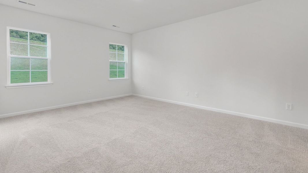 Spacious, unfurnished interior of a new home in Middleton, Greensboro (Image 22).