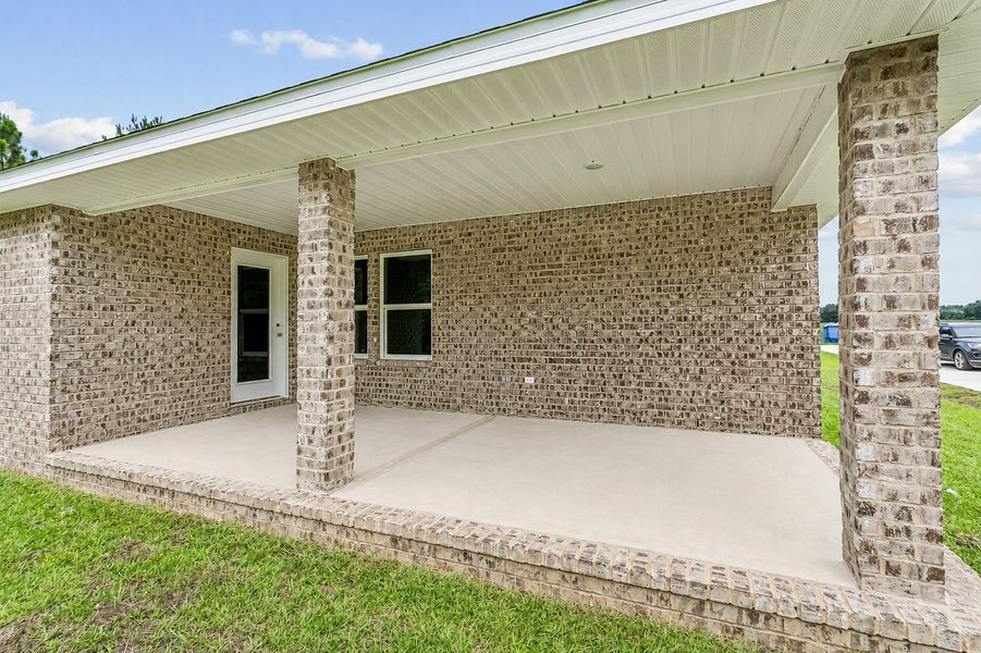 Representative exterior details of a home built from the The Liberty Estate by Herbst Homes in Prosperity Point, Milton (Image 3).