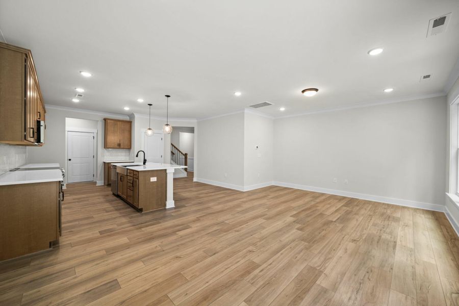 Image 30 of a home in Harbor Crossing.